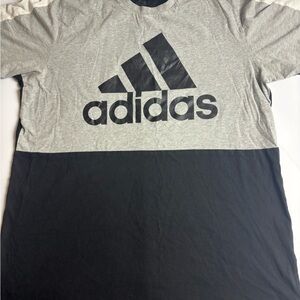Adidas Men's Gray and Black Short Sleeve Tee